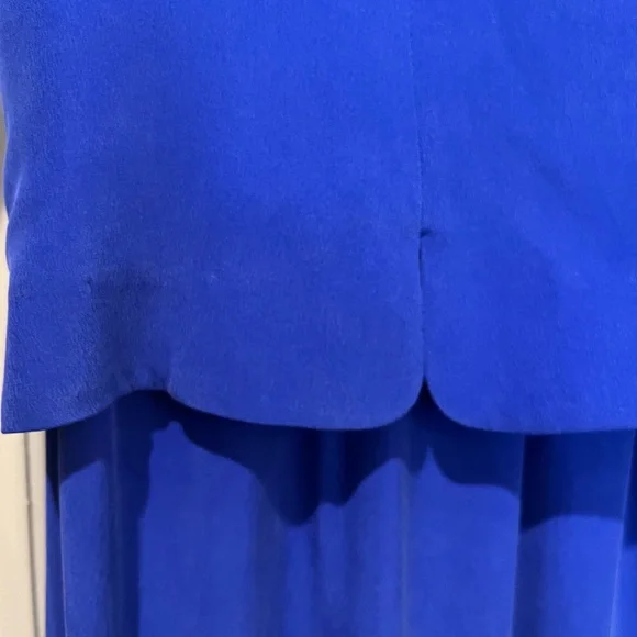 Vintage rhinestone scoop neck bright blue silk dress. Gorgeous color! - Picture 5 of 12
